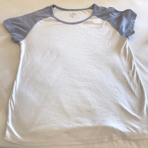 Brandy melville t shirt